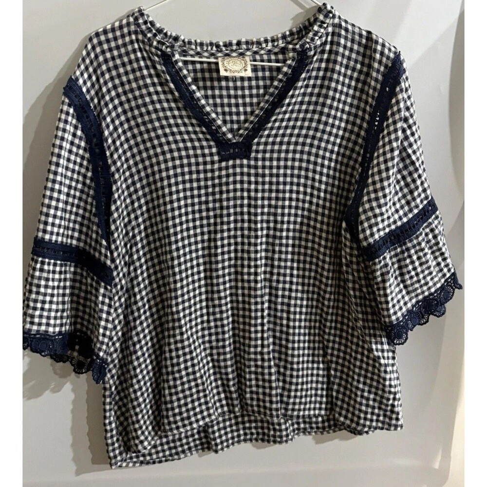 True Self Women’s Blouse M Blue/White Gingham V-Neck 3/4 Sleeve Lace Trim